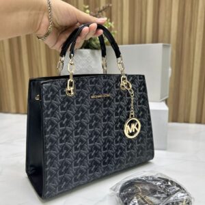 YMK-26-black-1